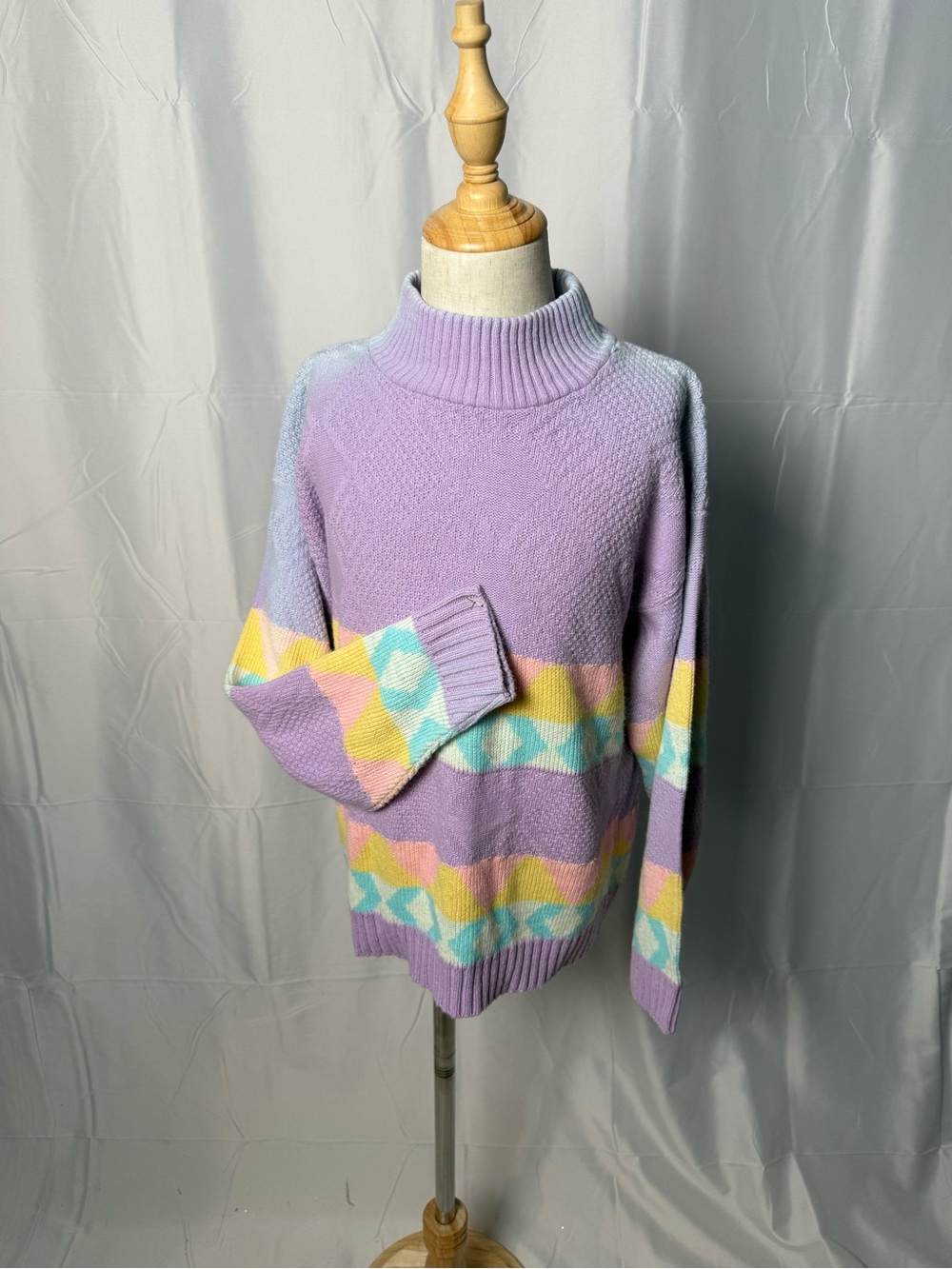 506-HG Kids Vintage Lilac Geometric Pattern Turtleneck Sweater